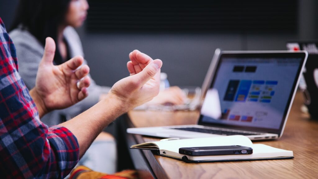 Cómo ganar en dólares desde México: Guía de Empleos Remotos 2026