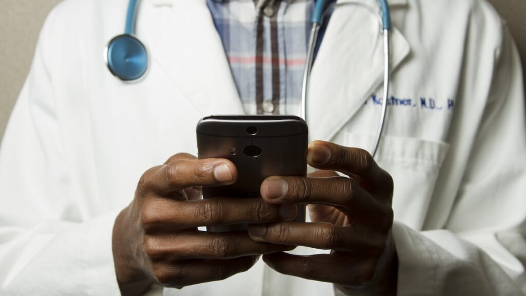 Deducciones de Gastos Médicos: Guía SAT 2026 para Freelancers